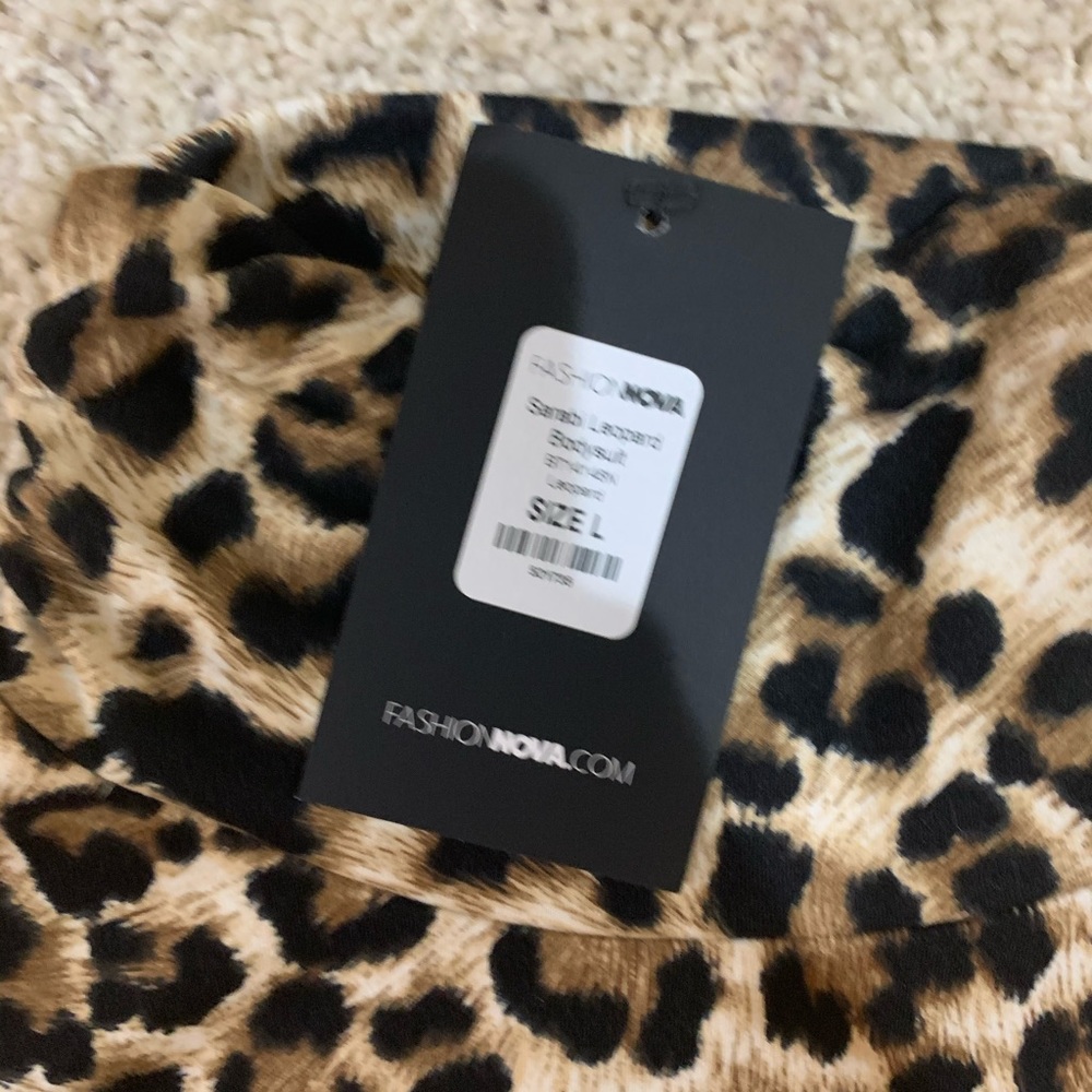 Leopard jumpsuit - Picture 2 of 3